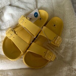 Women’s shade shore sandals/slides